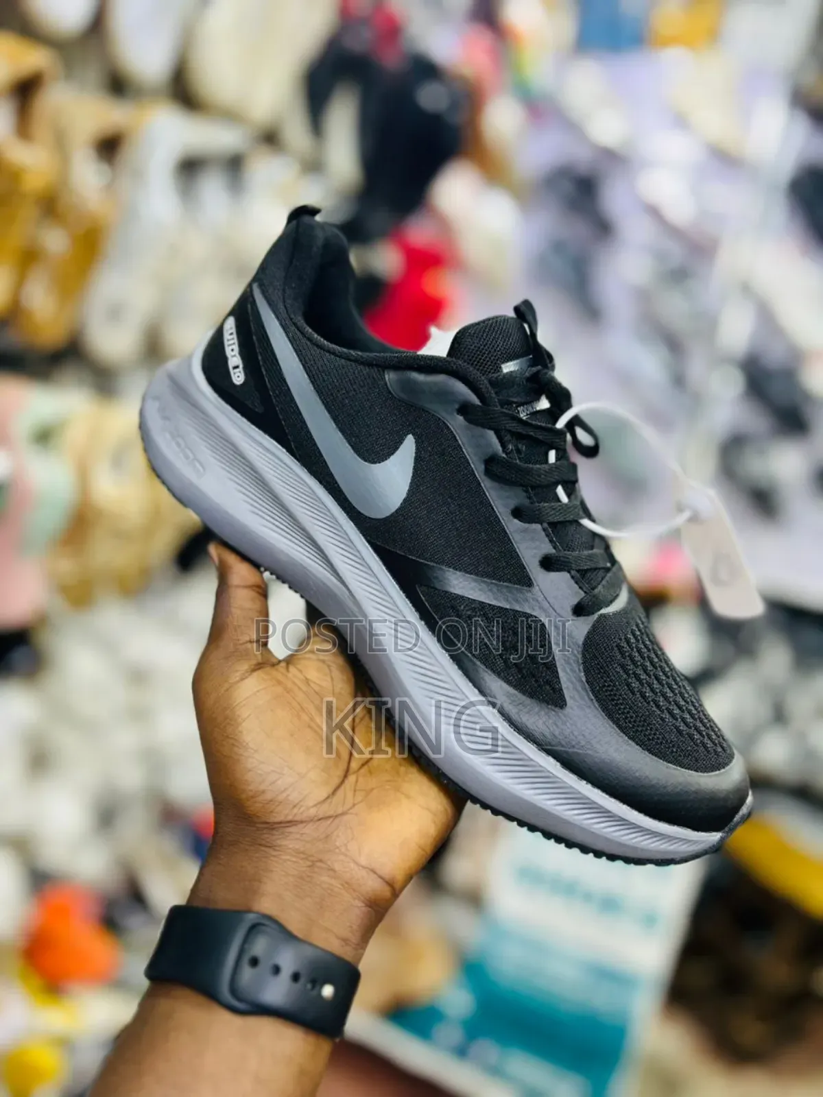 Nike Zoomx Smile Sneakers