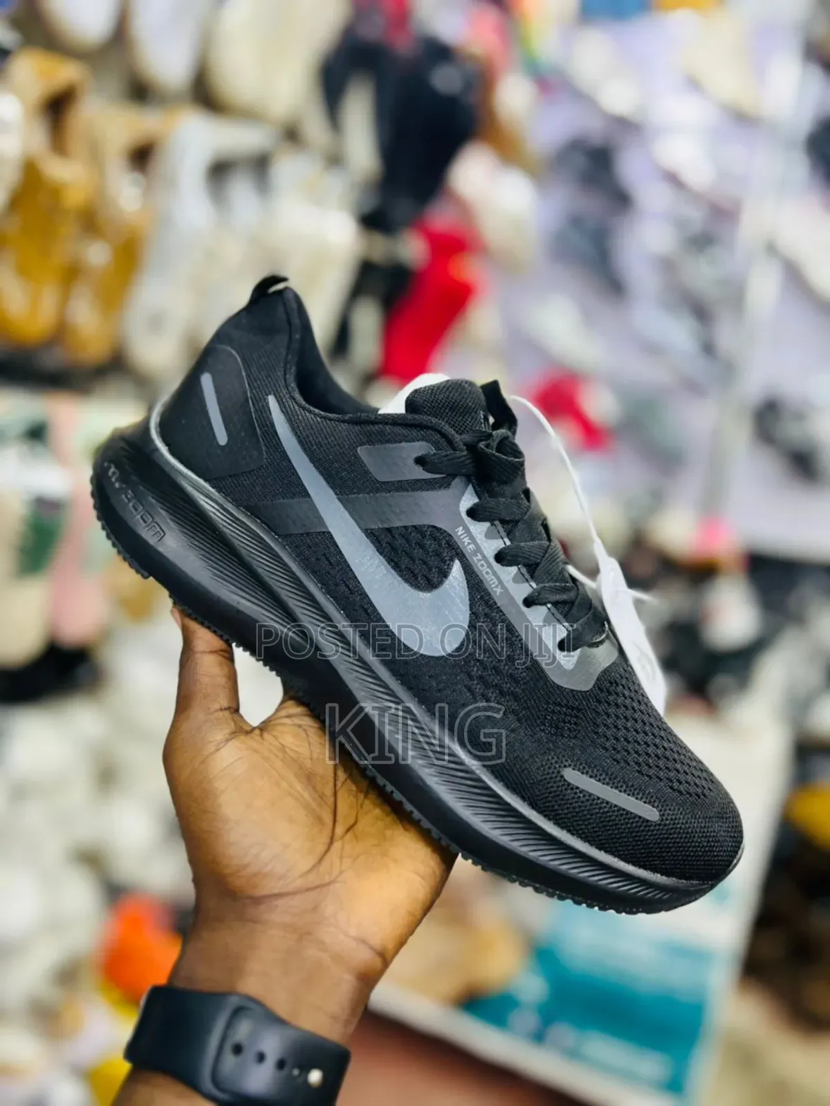 Nike Zoomx Smile Sneakers