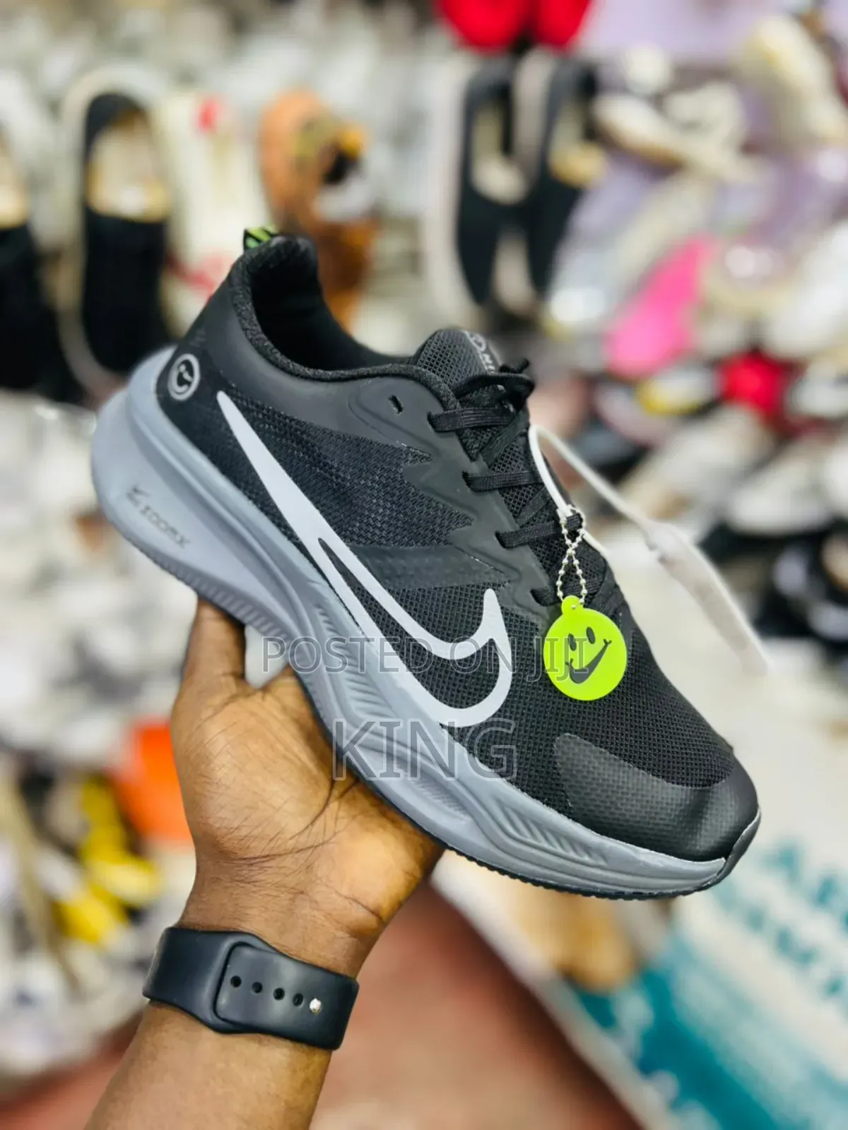 Nike Zoomx Smile Sneakers