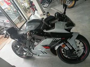New CFMoto 650NK 2025 White