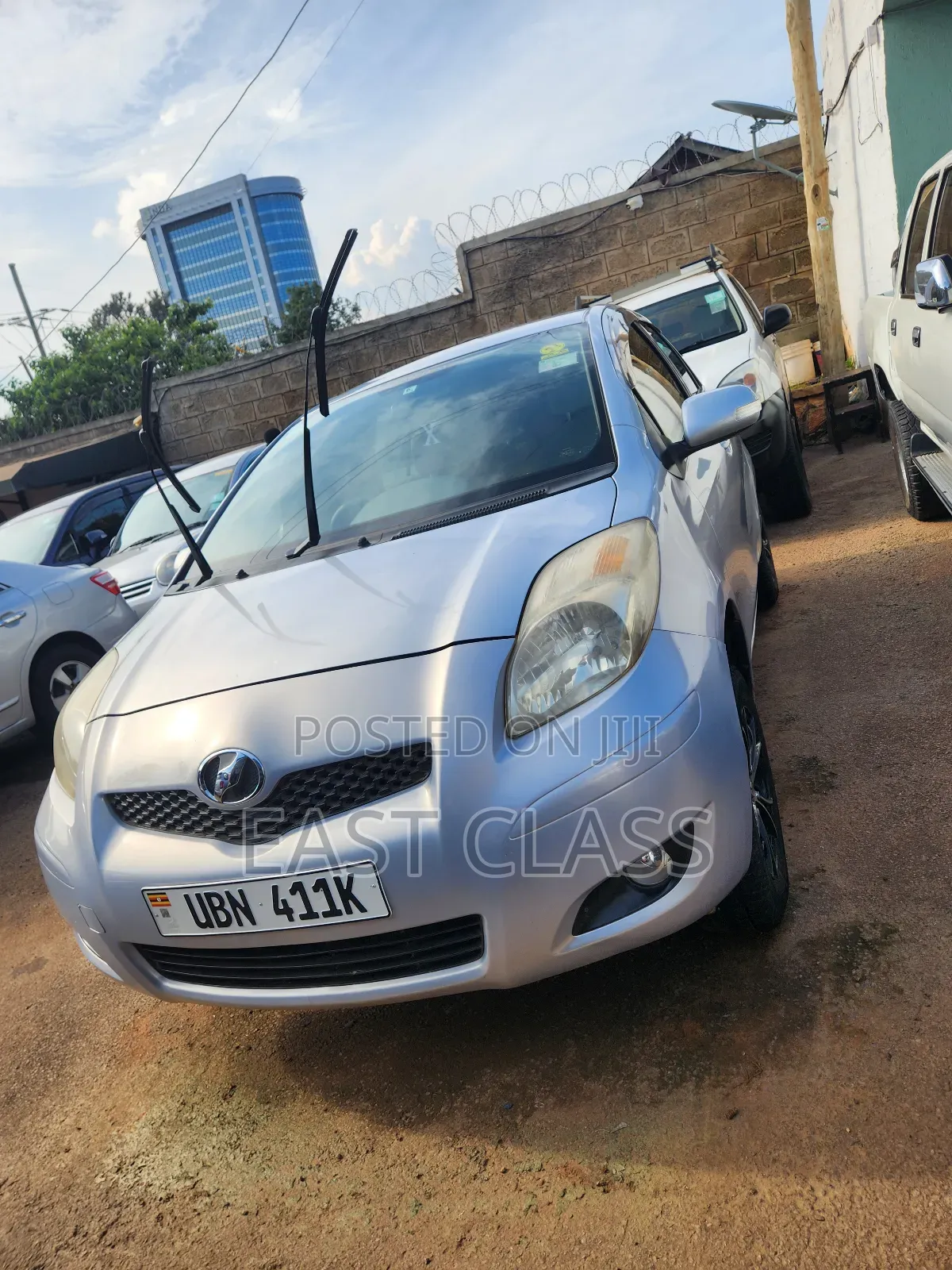Toyota Vitz 1.0 FWD 5dr 2008 Pearl