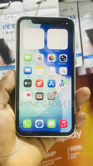 Apple iPhone 11 64 GB White