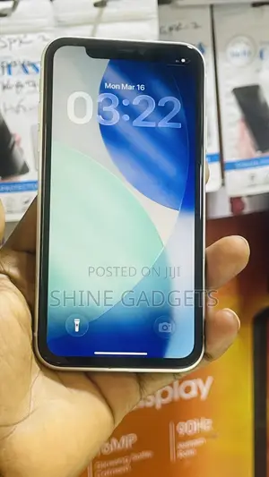 Apple iPhone 11 64 GB White