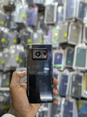 Sharp Aquos R6 128 GB Black