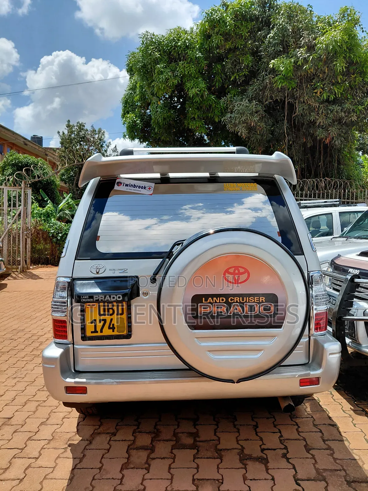 Toyota Land Cruiser Prado 2002 White