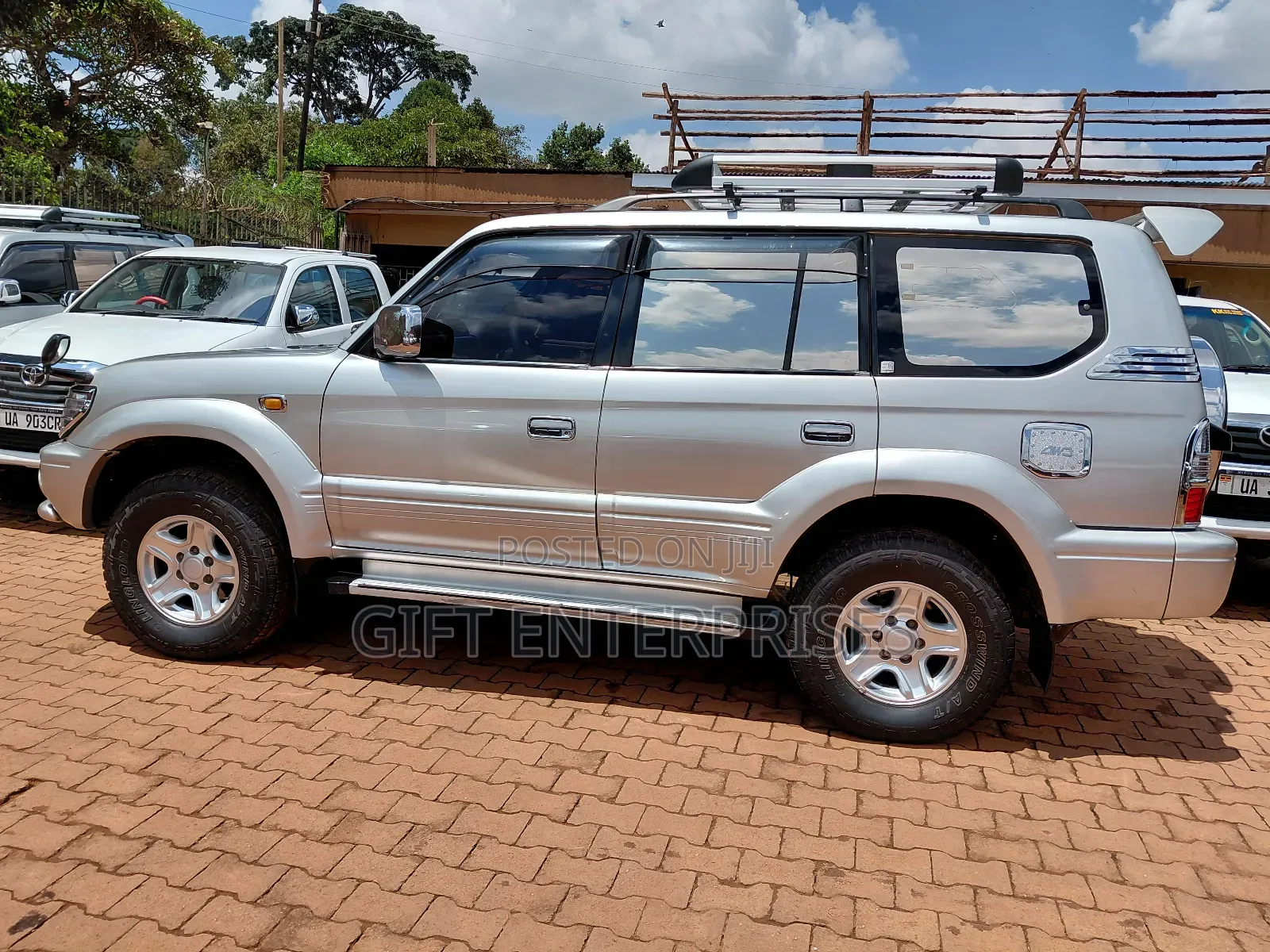 Toyota Land Cruiser Prado 2002 White