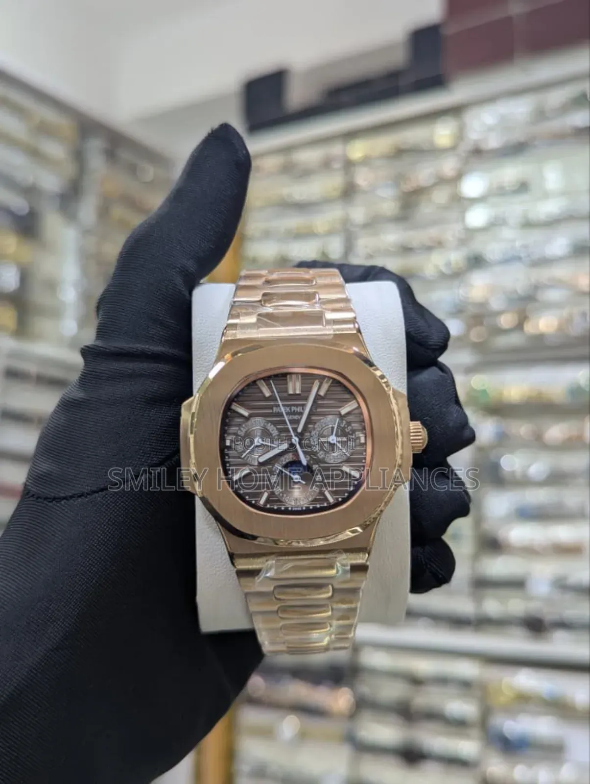 Officially Certified Men's Patek Philippe Geneva Classic Wrist Watch