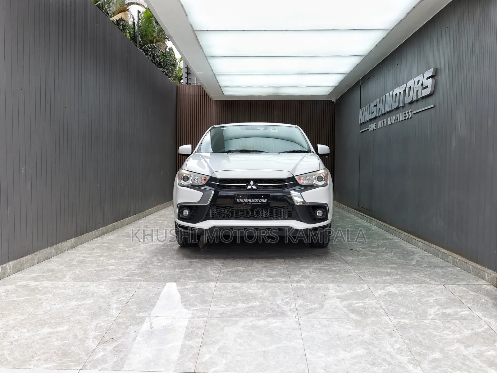 Mitsubishi RVR 2019 White