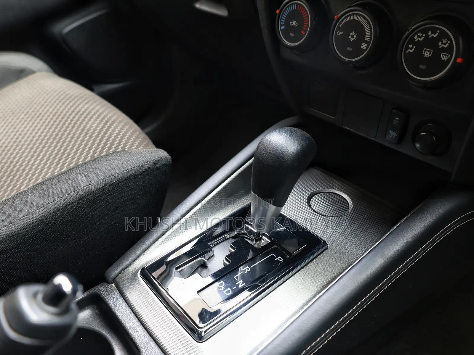 Mitsubishi RVR 2019 White