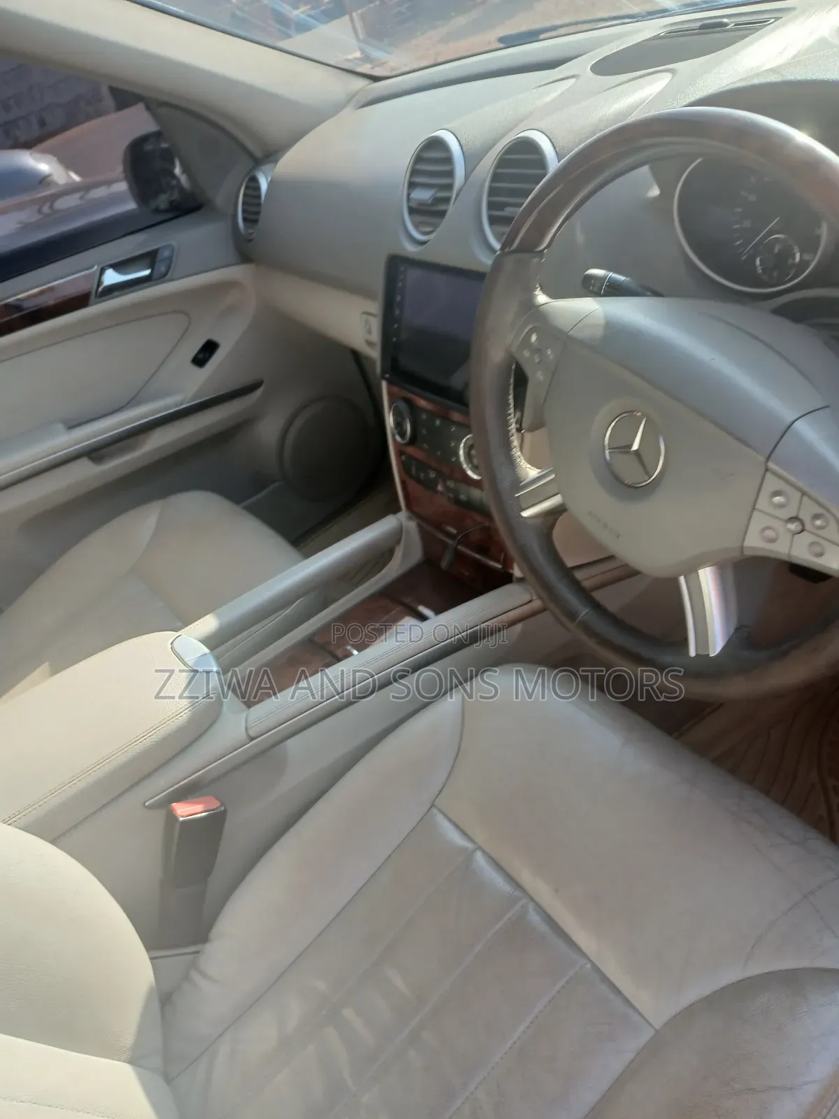 Mercedes-Benz M Class ML 350 4Matic 2011 Silver