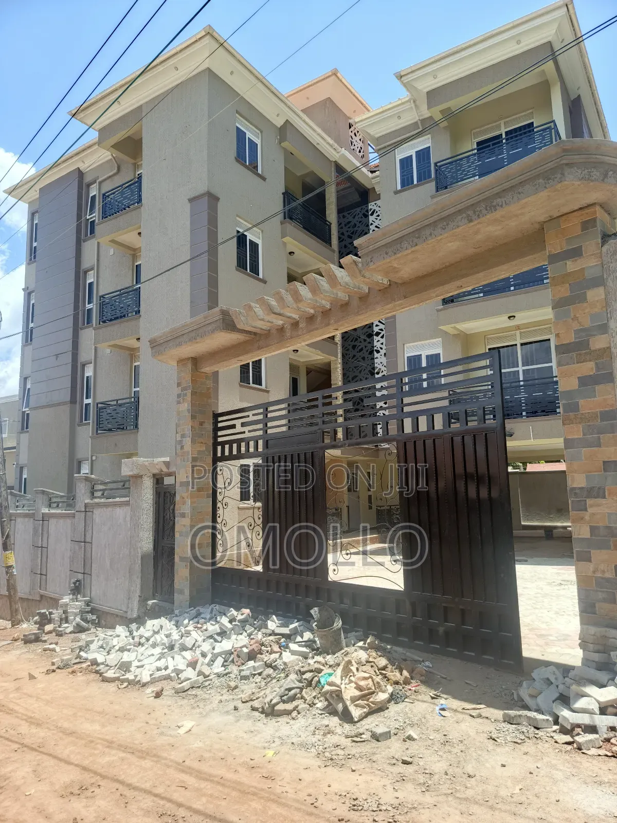 Furnished 1bdrm Apartment in Nakawa for sale