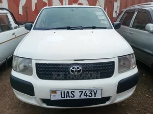 Toyota Succeed 2004 White