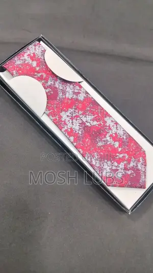Gentle Ties for Suits