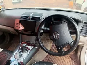 Toyota Mark X 2006 Silver