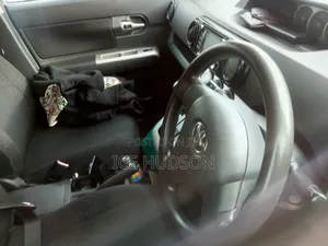 Toyota Corolla Rumion 2010 White