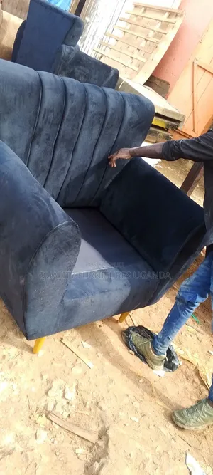 Black Single Seater Butterfly Sofa Seat