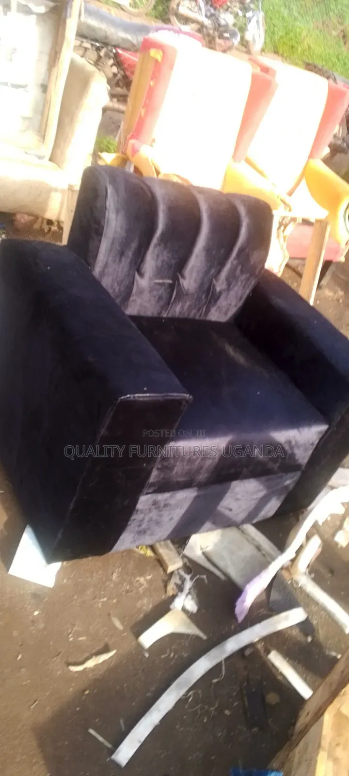 Beautiful  Single Seater Sofa