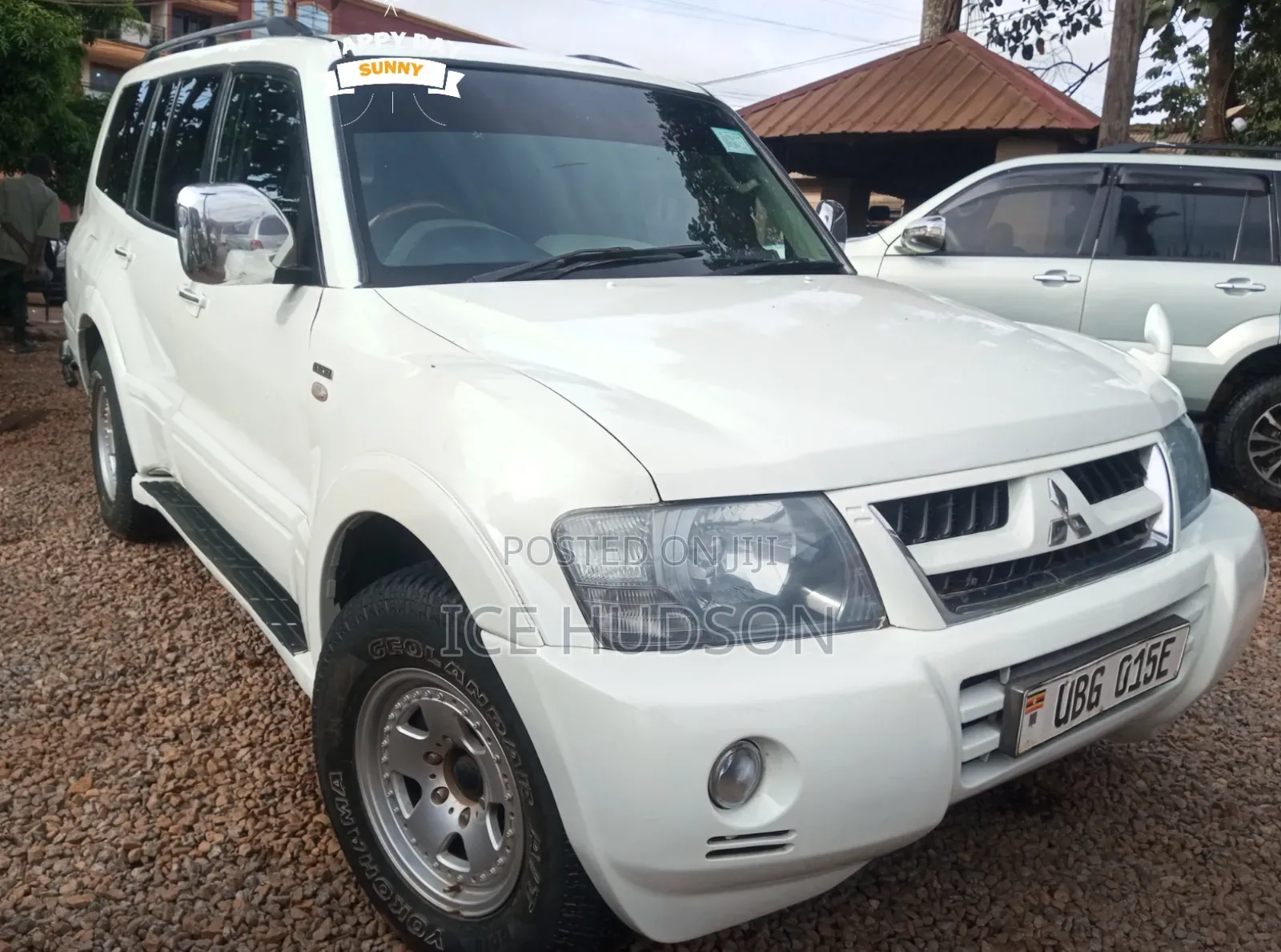 Mitsubishi Pajero 2006 White