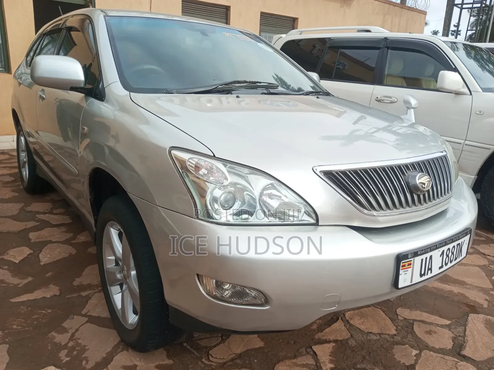 Toyota Harrier 2006 Silver