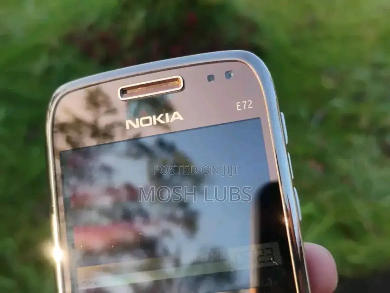New Nokia E72 Gold