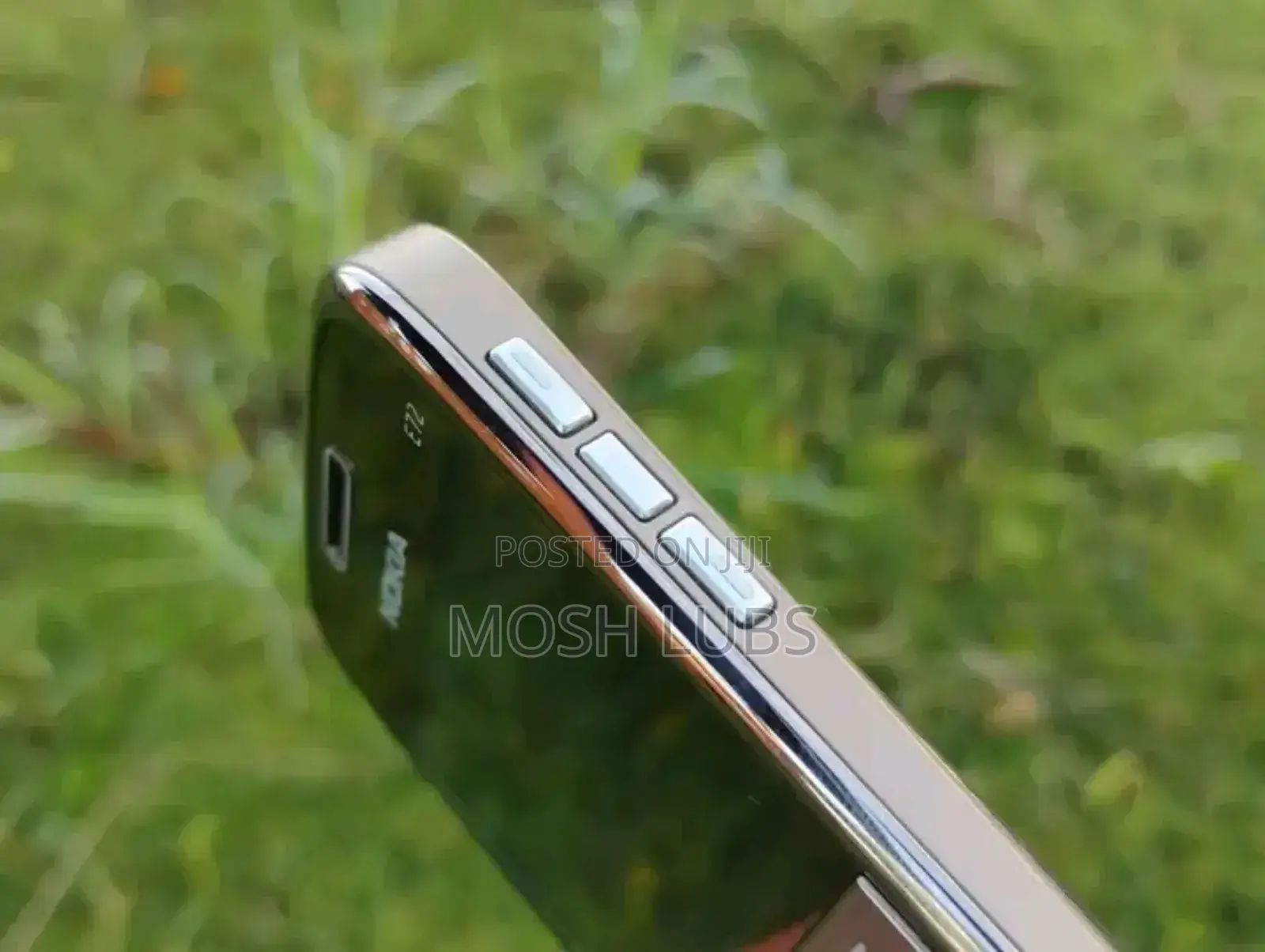 New Nokia E72 Gold