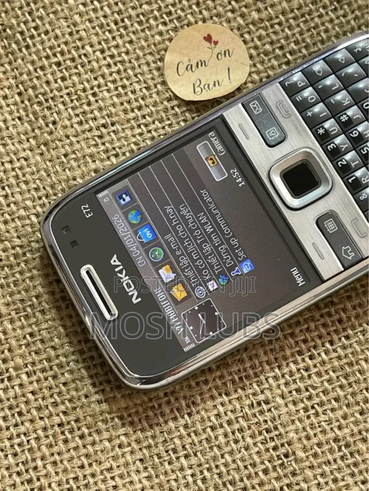 New Nokia E72 Gray