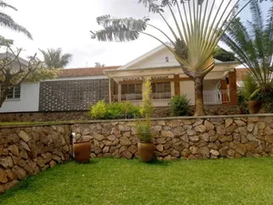 4bdrm House in Munyonyo, Makindye for rent