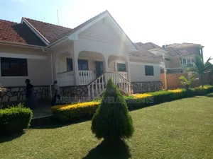 4bdrm House in Muyenga, Makindye for rent
