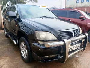 Toyota Harrier 2000 Matt Black