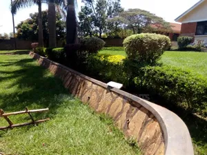 3bdrm House in Lubowa, Makindye for rent