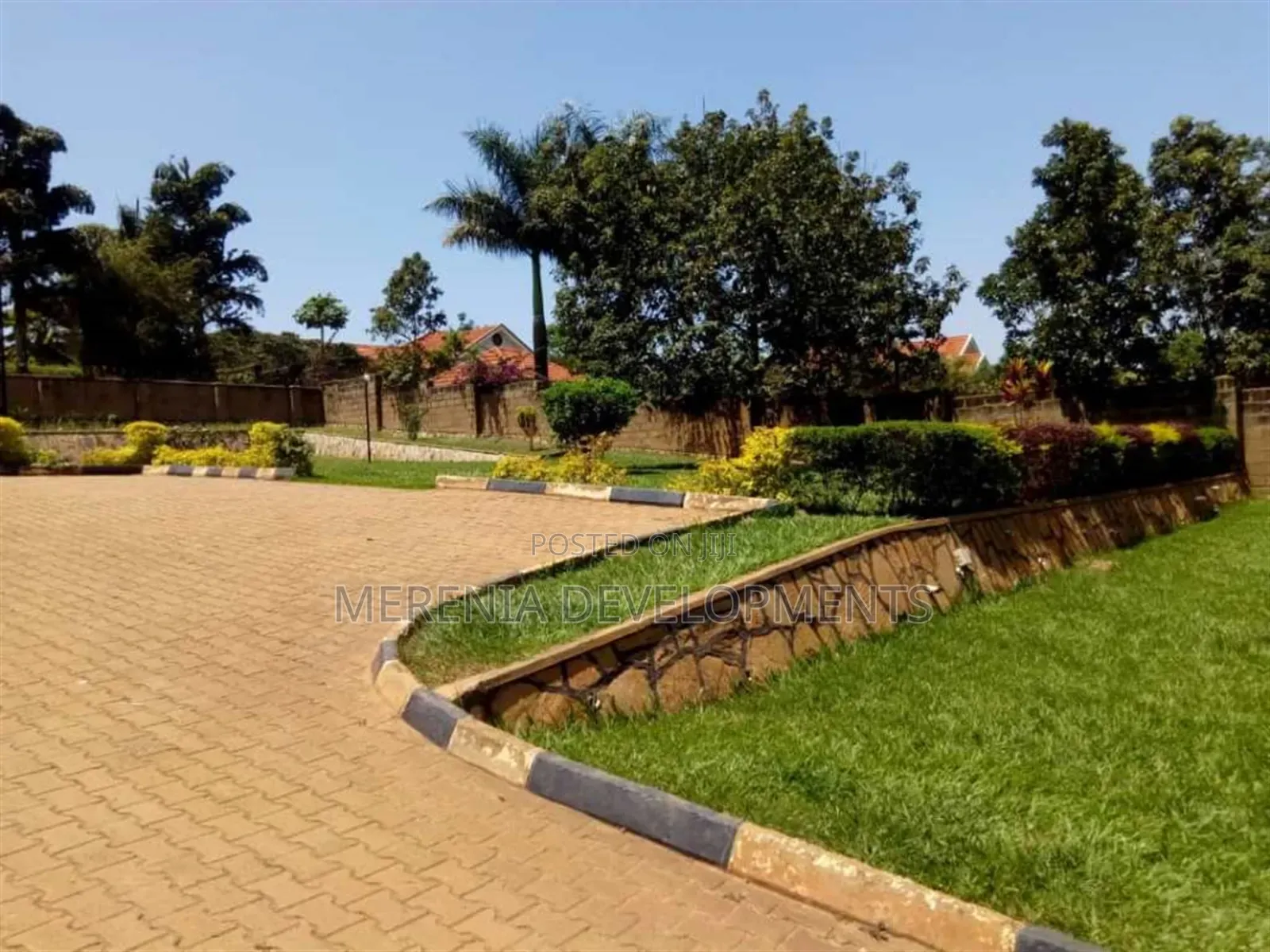 3bdrm House in Lubowa, Makindye for rent