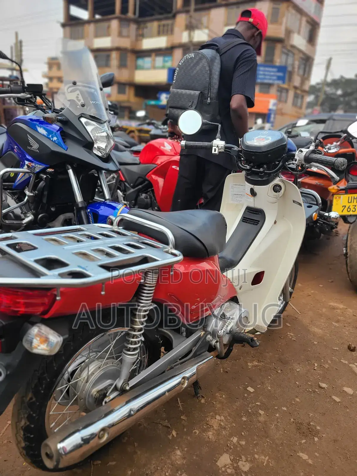 Honda 2015 Red