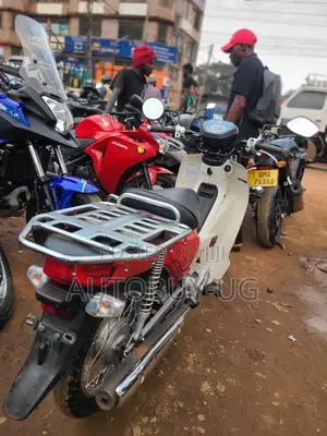 Honda 2015 Red