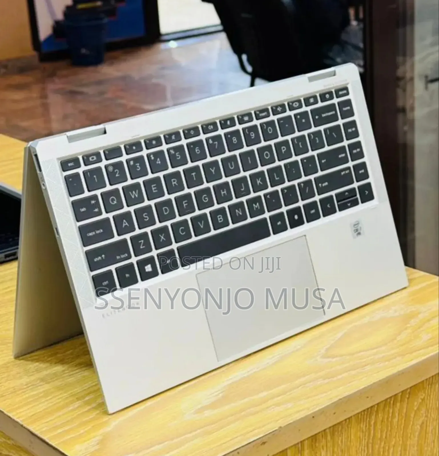 Laptop HP EliteBook 1040 G8 16GB Intel Core i7 SSD 512GB
