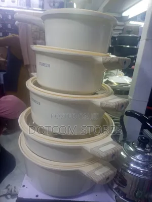Ucc Life Cookware Set