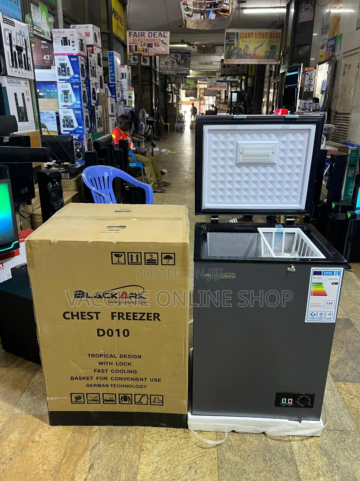 Blackarck 130l Deep Freezer/Blackarck 130l Freezer