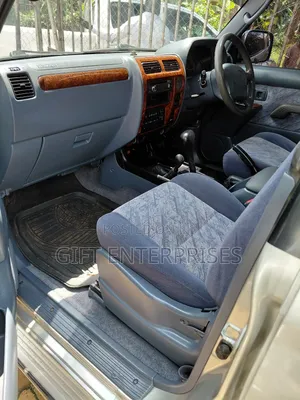 Toyota Land Cruiser Prado 2002 White