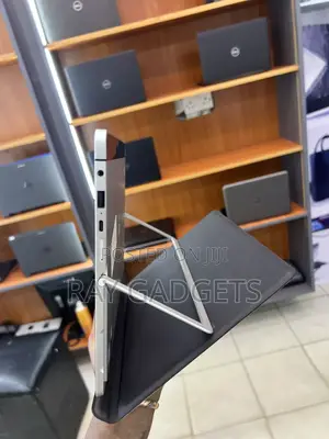 New Laptop HP EliteBook X2 1012 G2 8GB Intel Core i7 SSD 256GB