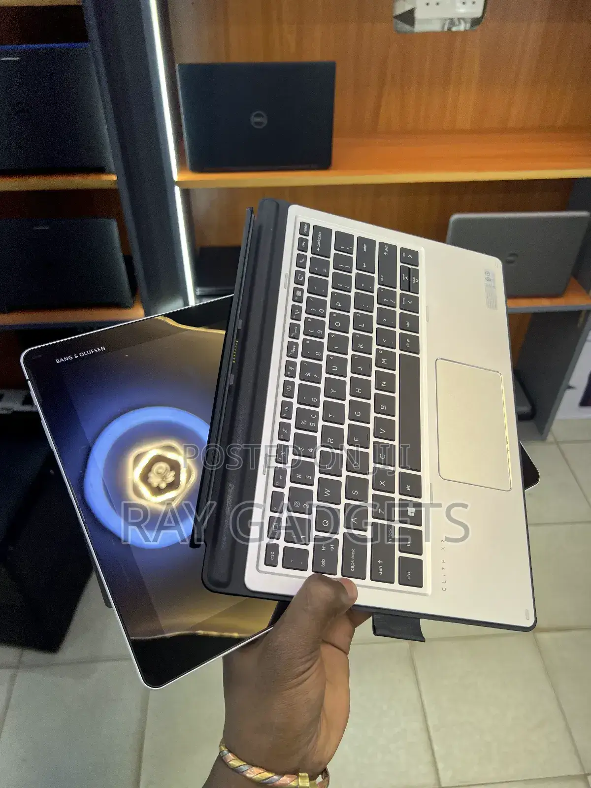 New Laptop HP EliteBook X2 1012 G2 8GB Intel Core i7 SSD 256GB