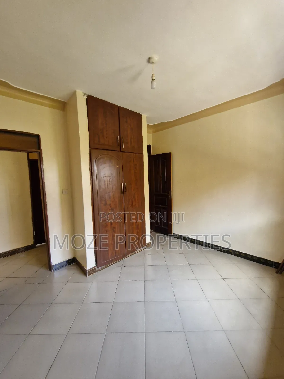 2bdrm Bungalow in Kyaliwajala, Central Division for rent
