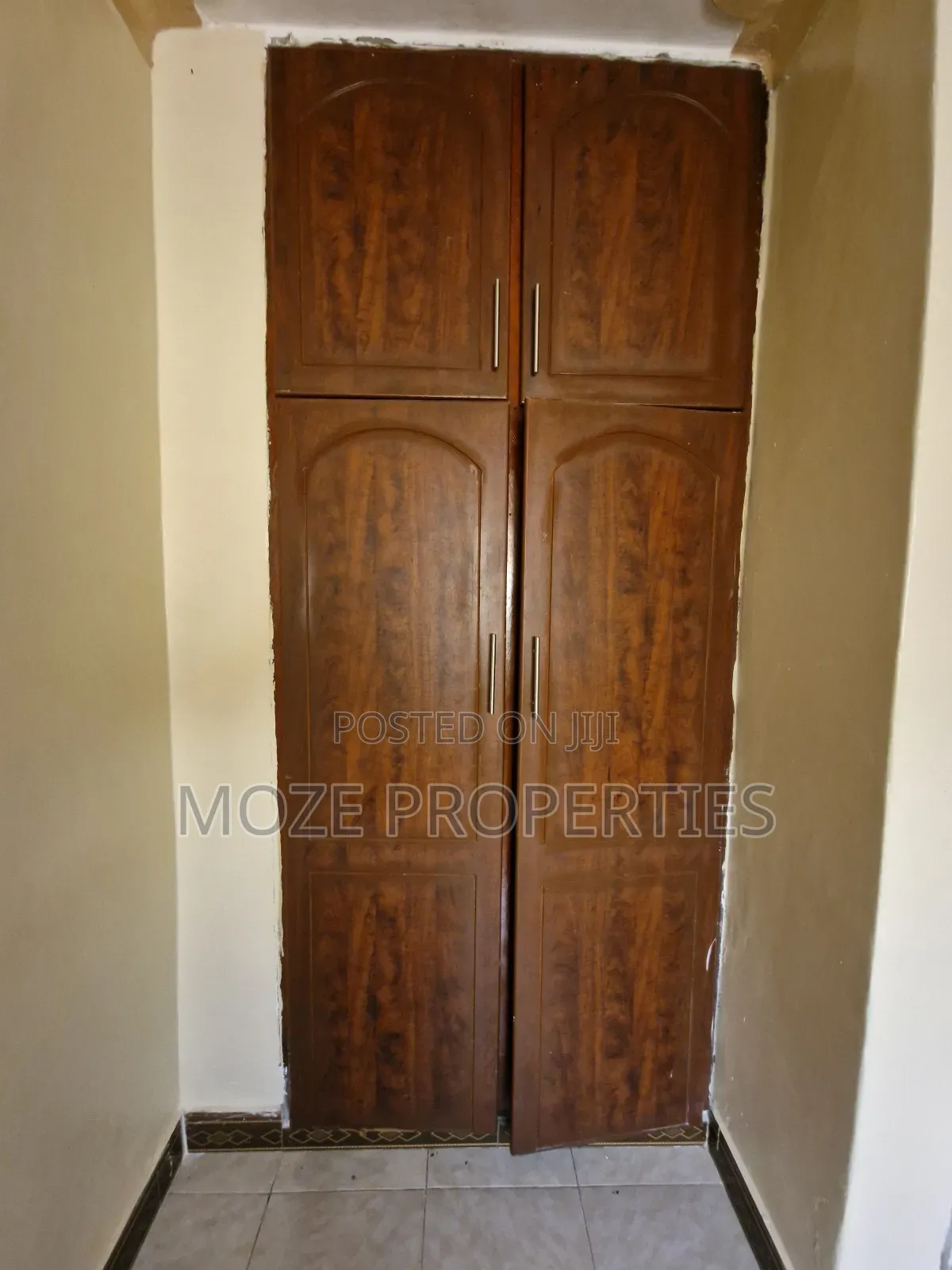 2bdrm Bungalow in Kyaliwajala, Central Division for rent