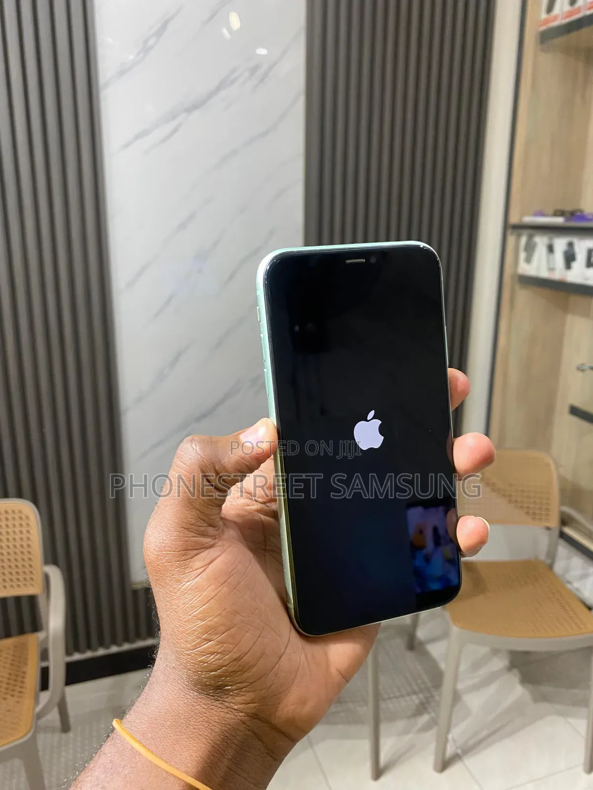 Apple iPhone 11 64 GB Green