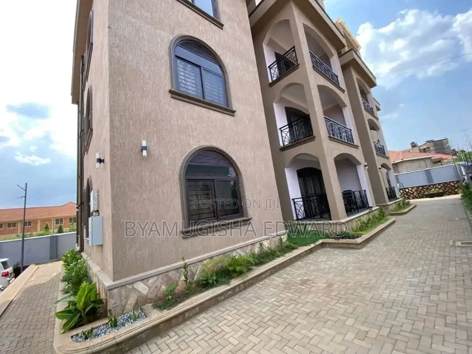 2bdrm Apartment in Apartment, Central Division for rent