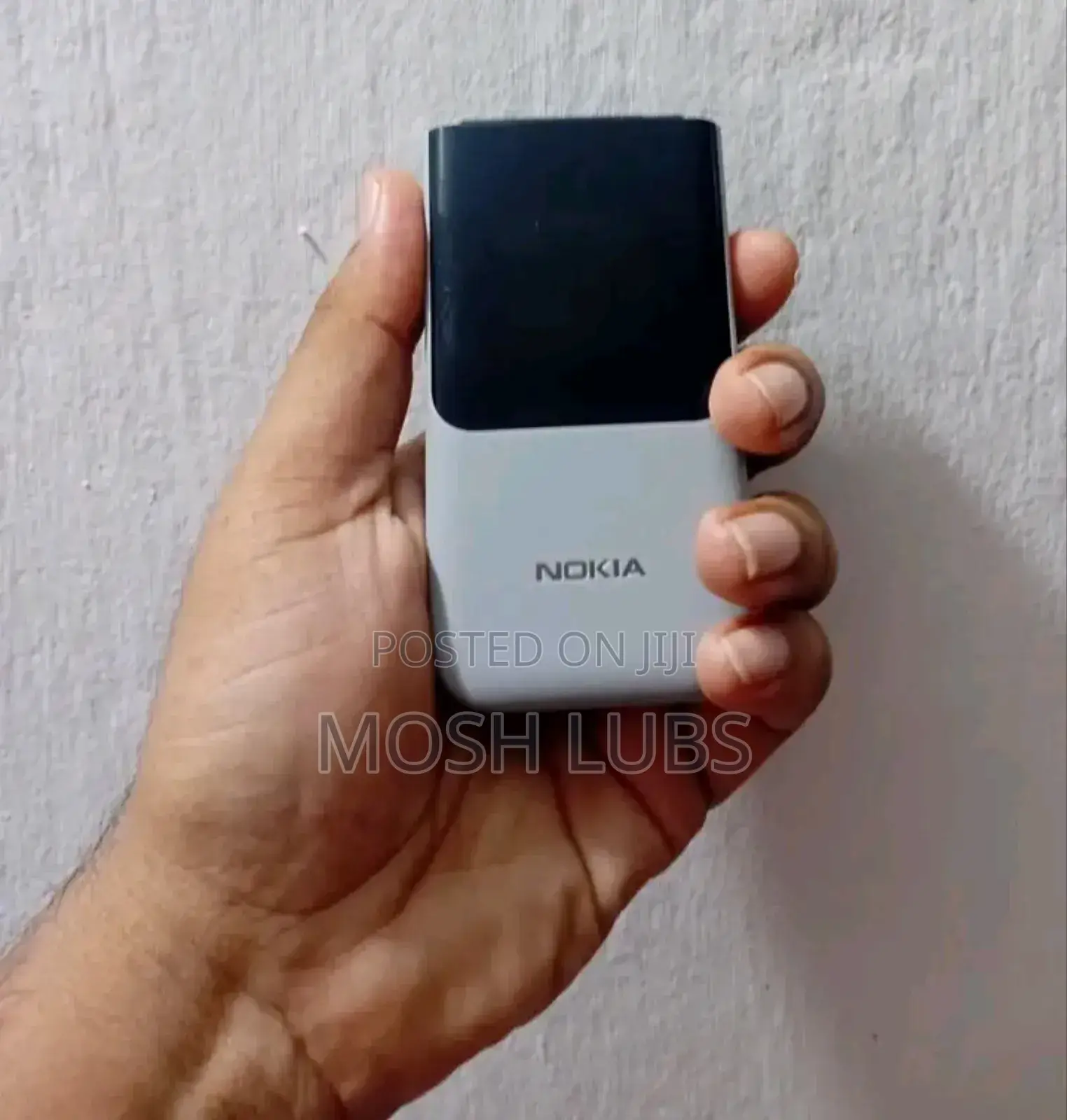 Nokia 2720 Flip 512 GB Silver