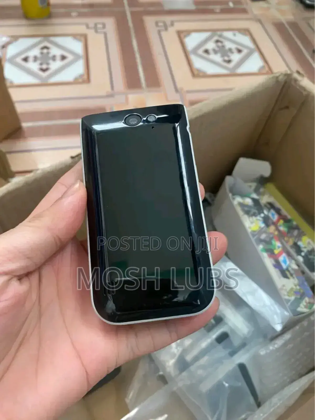 New Nokia 2720 Flip 512 GB Black