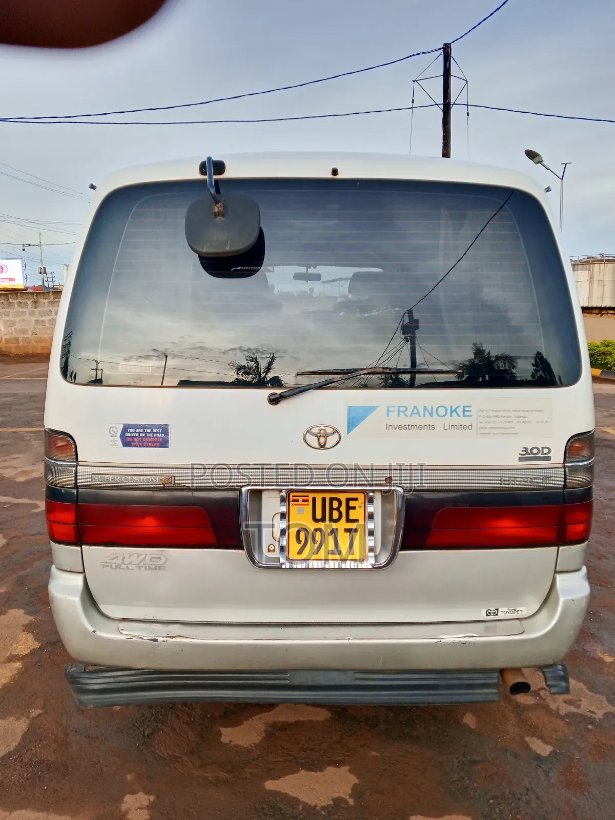 Toyota HiAce 2004 Beige