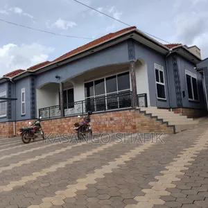 4bdrm House in Kira for sale