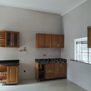 4bdrm House in Kira for sale