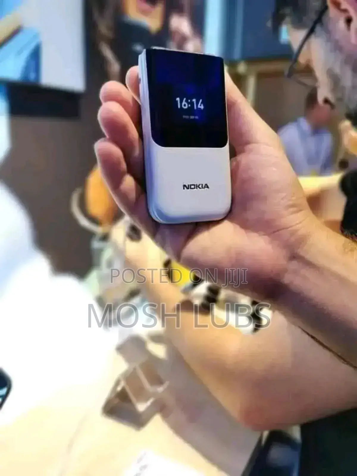 New Nokia 2720 Flip 512 GB White
