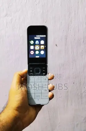 New Nokia 2720 Flip 512 GB White